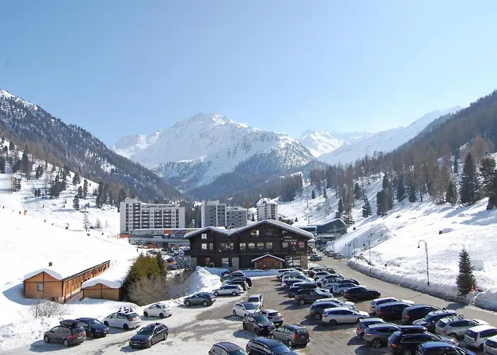 Dents Rousses E3 By Interhome * ジヴィウ